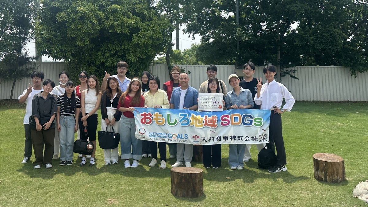 タイ王国の「チュラロコン大学」「メーファールアン大学」の方々がご来社されました。