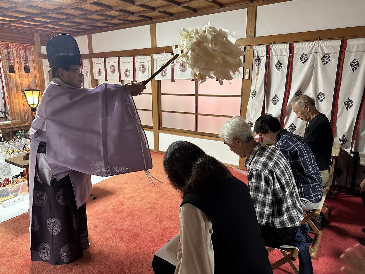 埼玉県志木市の敷島神社にて「思い出品合同感謝祭」が開催されました